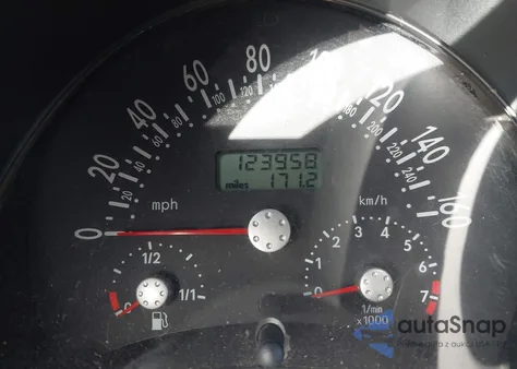 1999 Volkswagen New Beetle Glx from USA, damaged, VIN 3VWDD21C9XM432312